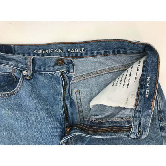 American Eagle Outfitters Light Wash Distressed Mom Jeans Size 10 X-Long - Picture 9 of 10